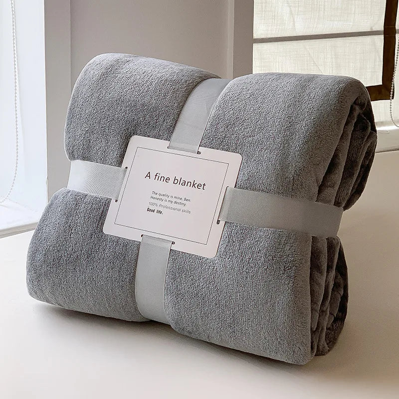 Plaid SÉLIA Gris – Flanelle Douce et Légère