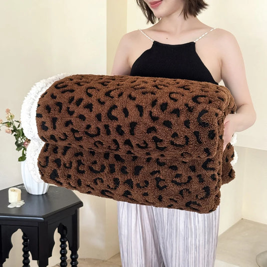 Plaid ZOÉ Chocolat – Polaire Douce à Motif Léopard