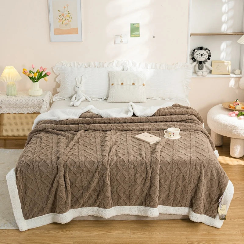 Plaid OSLO Marron – Polaire Sherpa à Motifs Géométriques