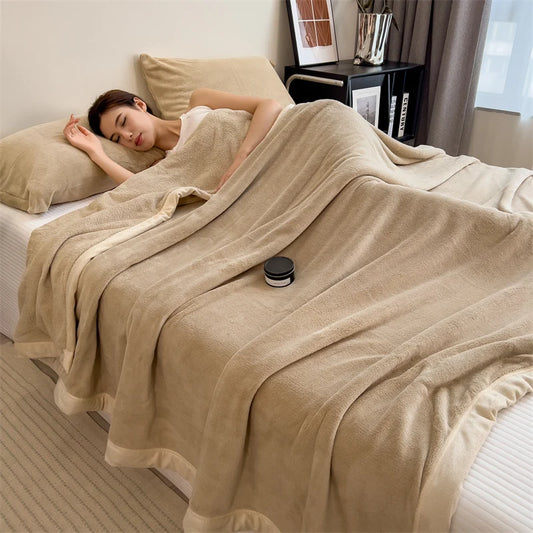 Plaid LOU Camel – Velours Doux et Chaud Uni