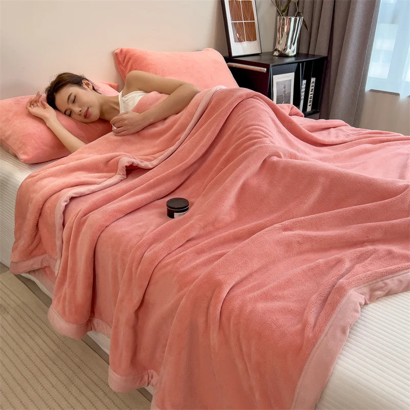 Plaid LOU Corail – Velours Doux et Chaud Uni