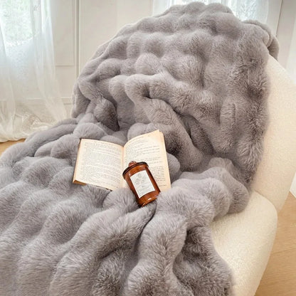 Plaid NUVÉA Gris – Fausse Fourrure Moelleuse Double Face