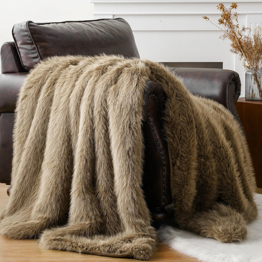 Plaid ALBA Taupe – Fausse Fourrure Douce à Poils Longs