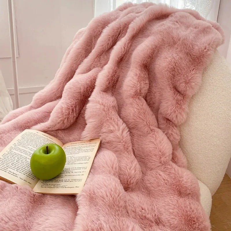 Plaid NUVÉA Rose – Fausse Fourrure Moelleuse Double Face