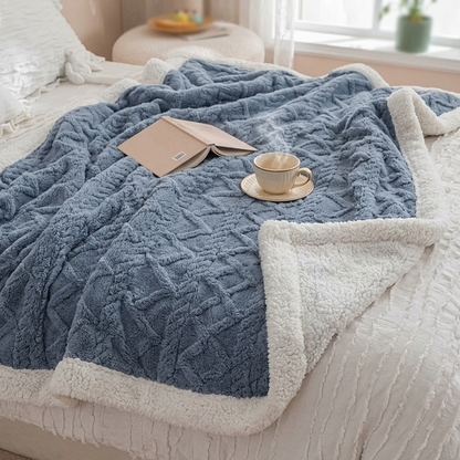 Plaid OSLO Bleu – Polaire Sherpa à Motifs Géométriques