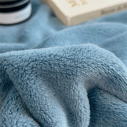 Plaid LOU Ciel – Velours Doux et Chaud Uni