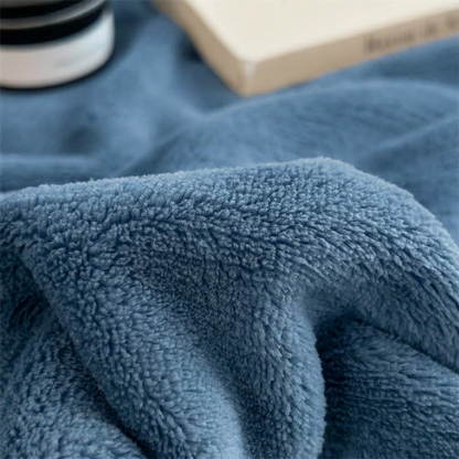 Plaid LOU Bleu – Velours Doux et Chaud Uni