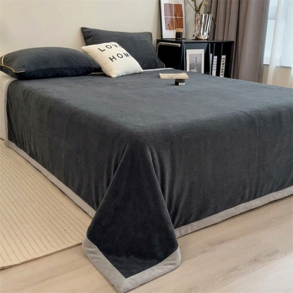 Plaid LOU Anthracite – Velours Doux et Chaud Uni