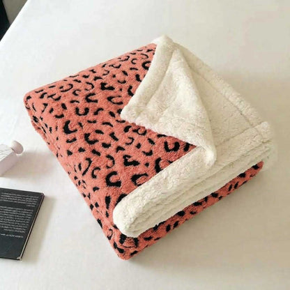 Plaid ZOÉ Orange – Polaire Douce à Motif Léopard