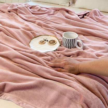 Plaid SÉLIA Rose – Flanelle Douce et Légère