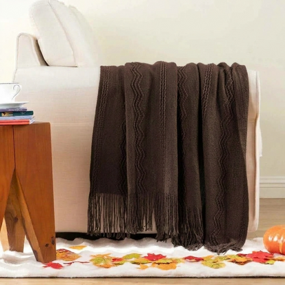 Plaid VELEN Marron – Tricoté à Motifs en Relief & Franges