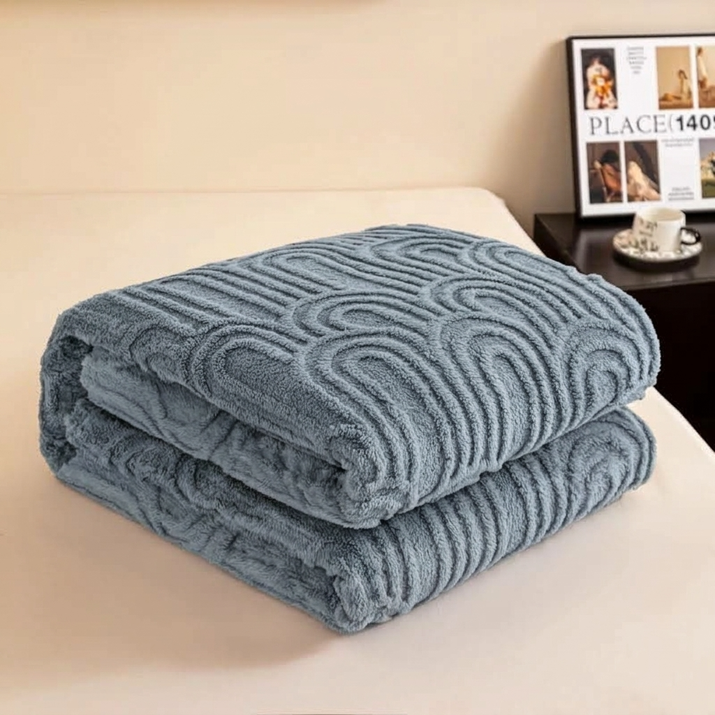 Plaid MILO Bleu – Polaire Douce à Motif Jacquard en Relief