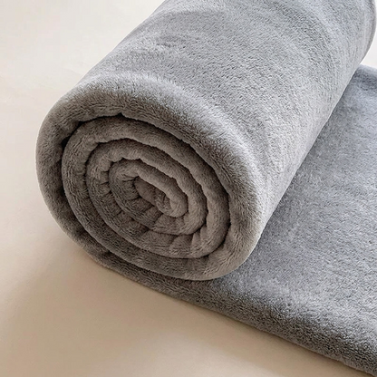 Plaid SÉLIA Gris – Flanelle Douce et Légère