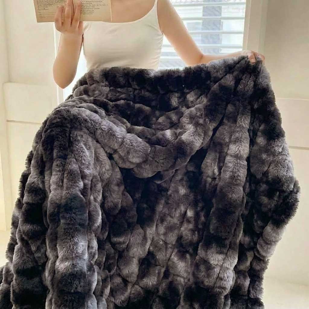 Plaid NUVÉA Fumé – Fausse Fourrure Moelleuse Double Face