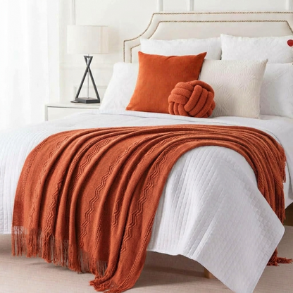 Plaid VELEN Orange – Tricoté à Motifs en Relief & Franges