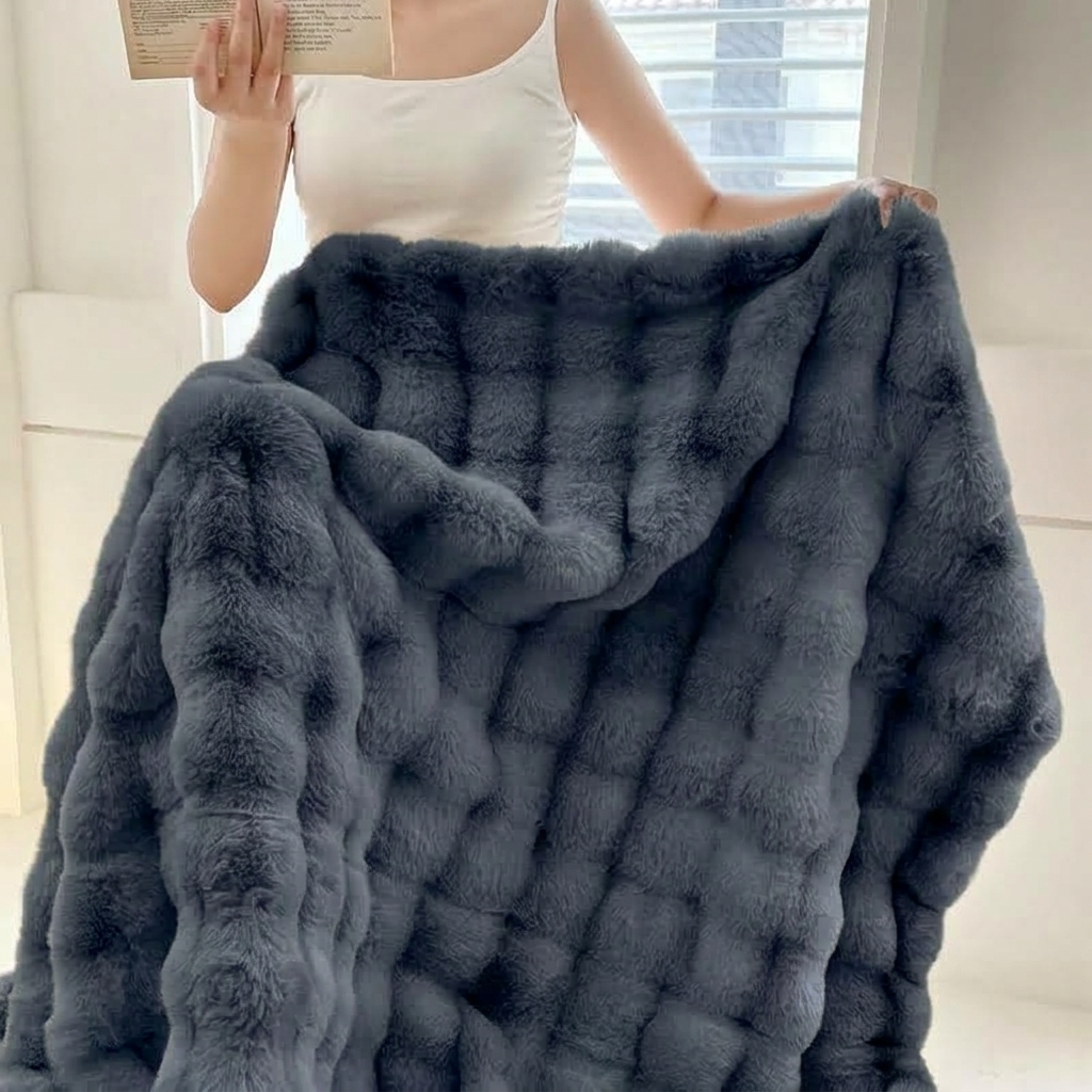 Plaid NUVÉA Anthracite – Fausse Fourrure Moelleuse Double Face