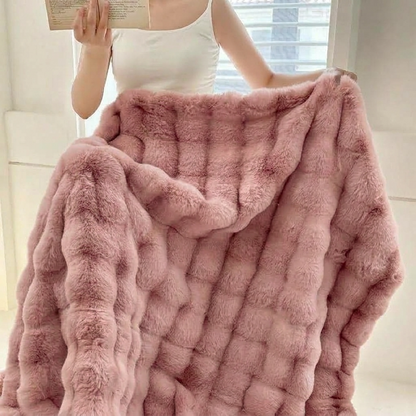 Plaid NUVÉA Rose – Fausse Fourrure Moelleuse Double Face