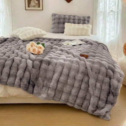 Plaid NUVÉA Gris – Fausse Fourrure Moelleuse Double Face