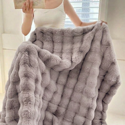 Plaid NUVÉA Gris – Fausse Fourrure Moelleuse Double Face