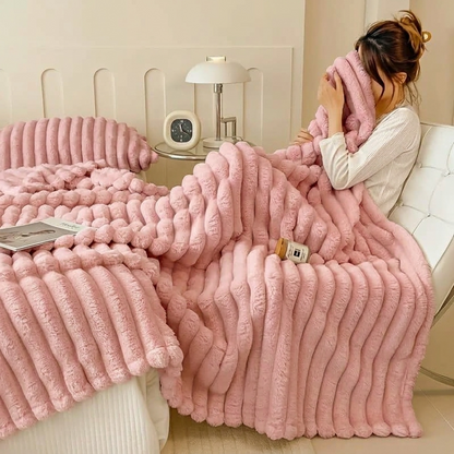 Plaid LOVA Rose – Fausse Fourrure Côtelée Douce et Épaisse