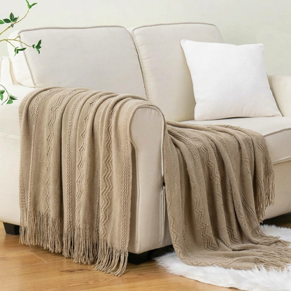 Plaid VELEN Beige – Tricoté à Motifs en Relief & Franges